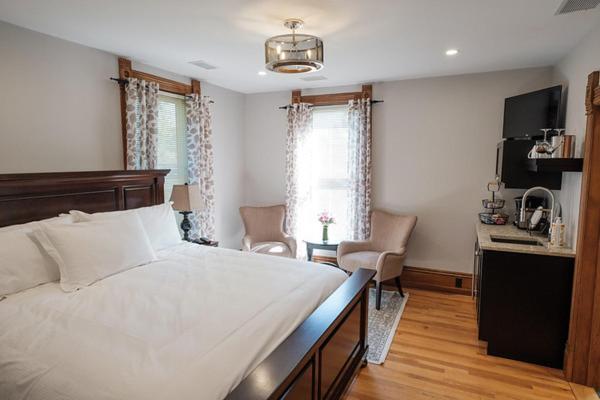 The Victorian Luxury Suites Westport Exterior photo